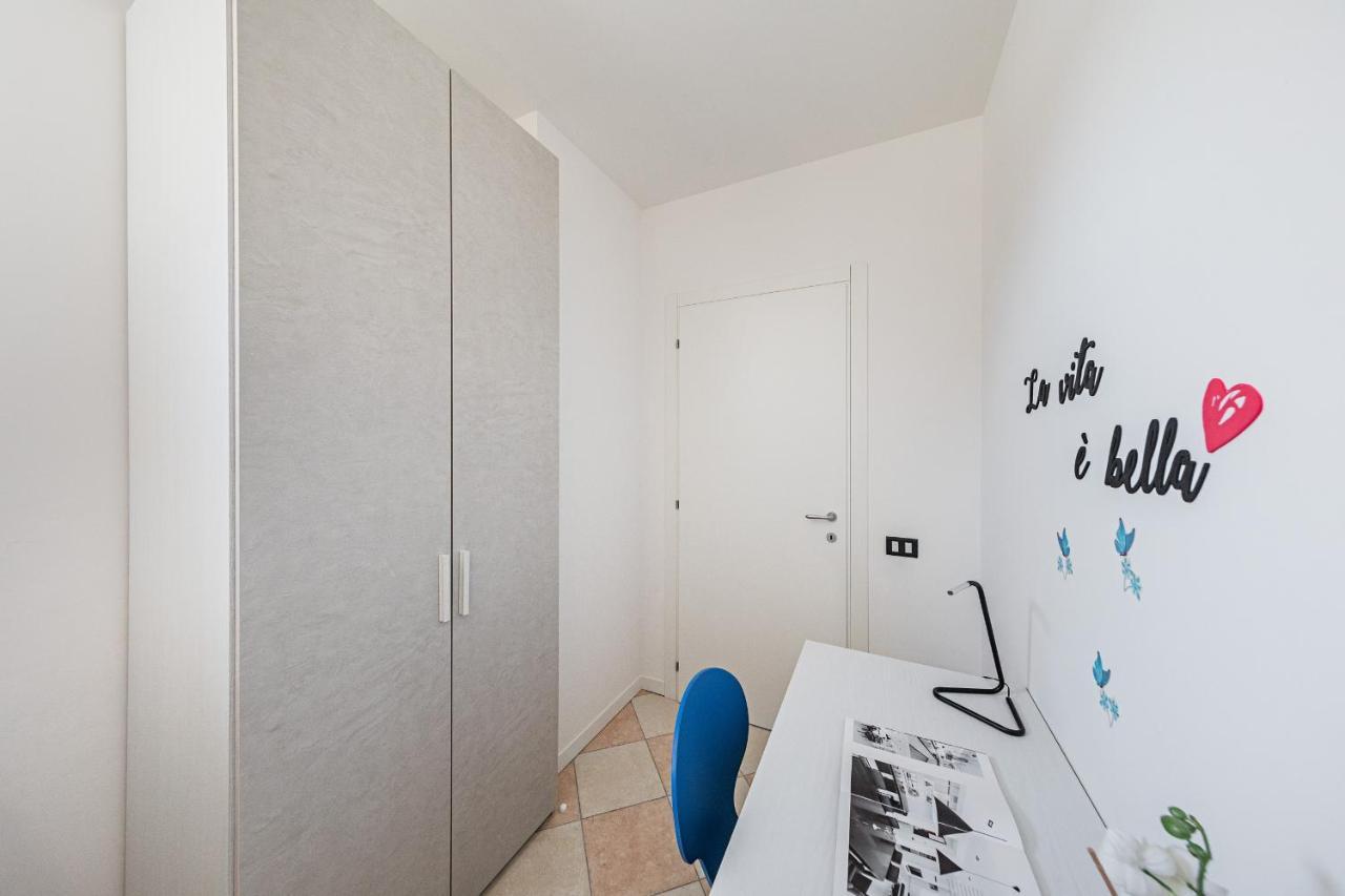I Ciliegi 1-09 Con Piscina By Wonderful Italy Apartment Десенцано дел Гарда Екстериор снимка